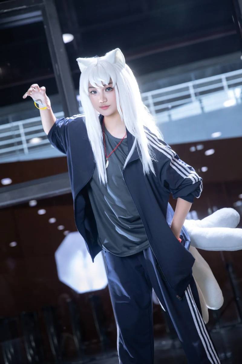 hình cosplay học sinh dễ thương