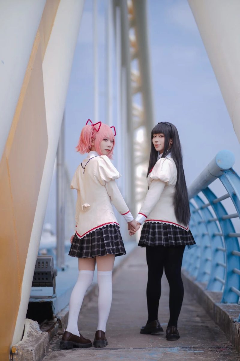 hình cosplay học sinh cosplay nữ thần tuổi teen
