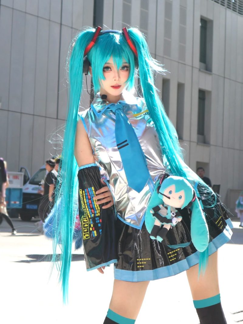 cosplay miku nakano ngầu lòi