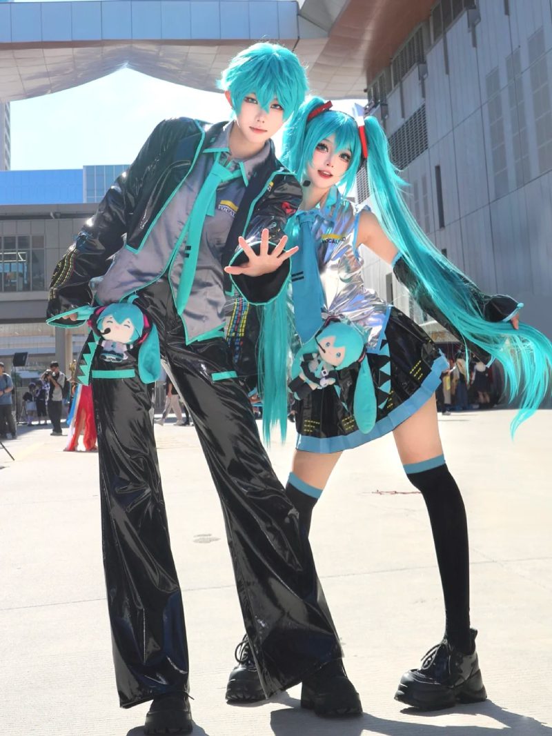 hình cosplay miku nakano phong cách anime