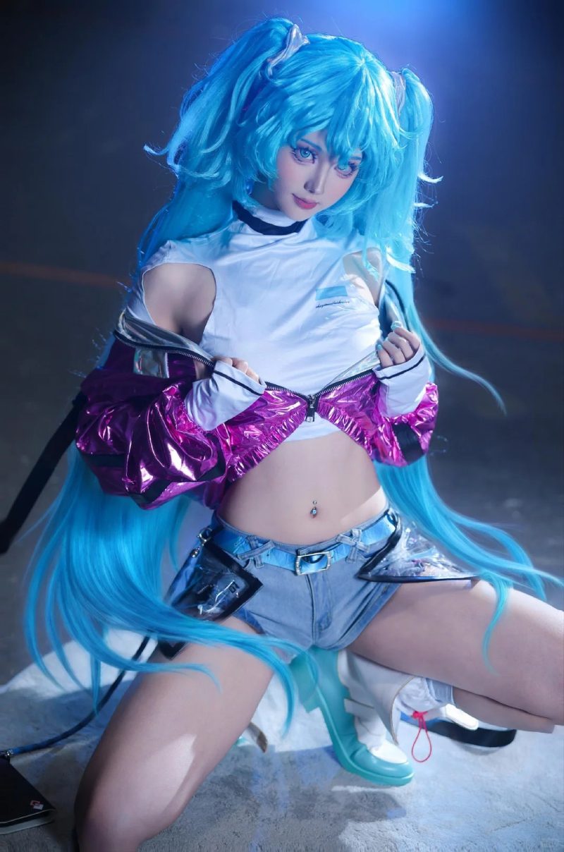 ảnh cosplay miku nakano dễ thương