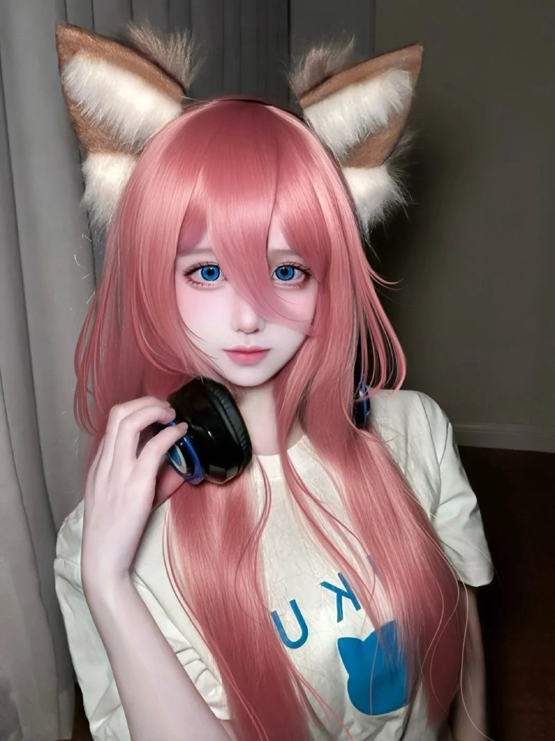 Cosplay anime với trang phục màu pastel ngọt ngào