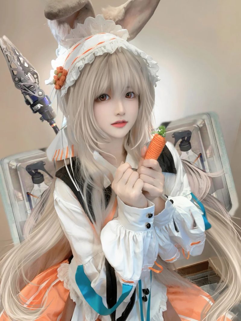 Hot girl cosplay anime ngọt ngào phong cách idol