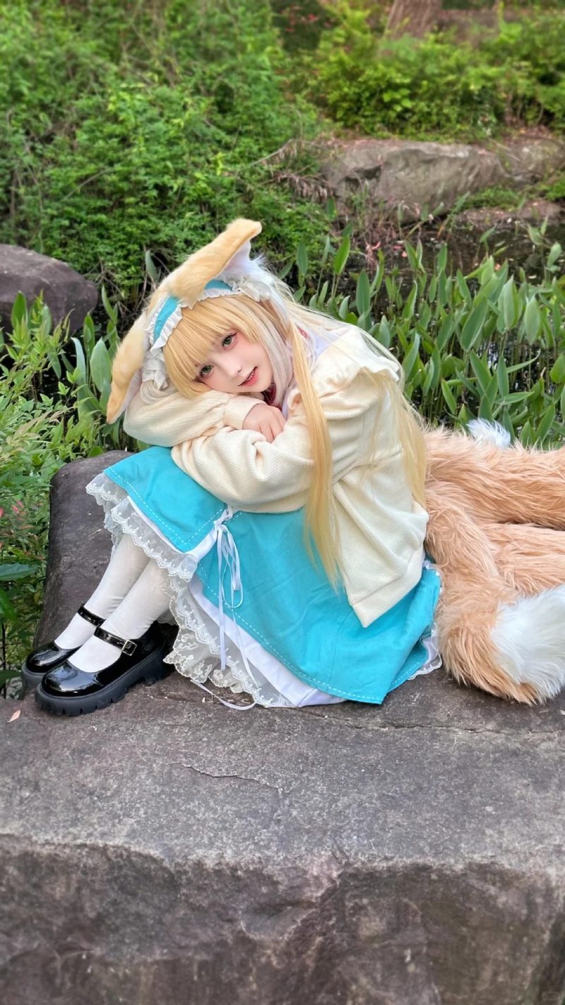 cute cosplay anime photo shoot