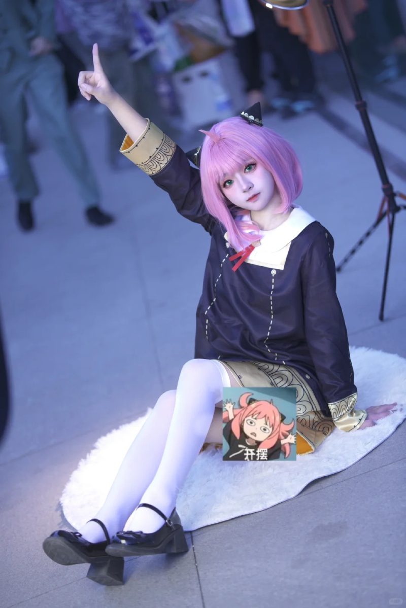 anime & manga anya cosplay