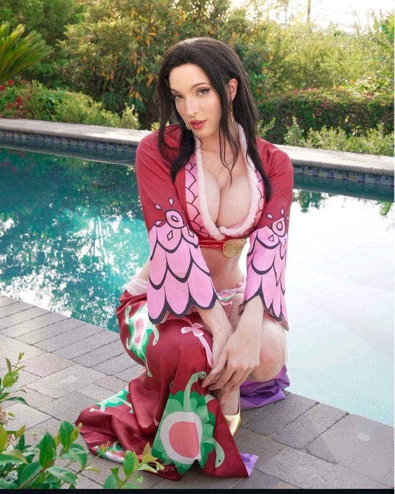 boa hancock bikini cosplay