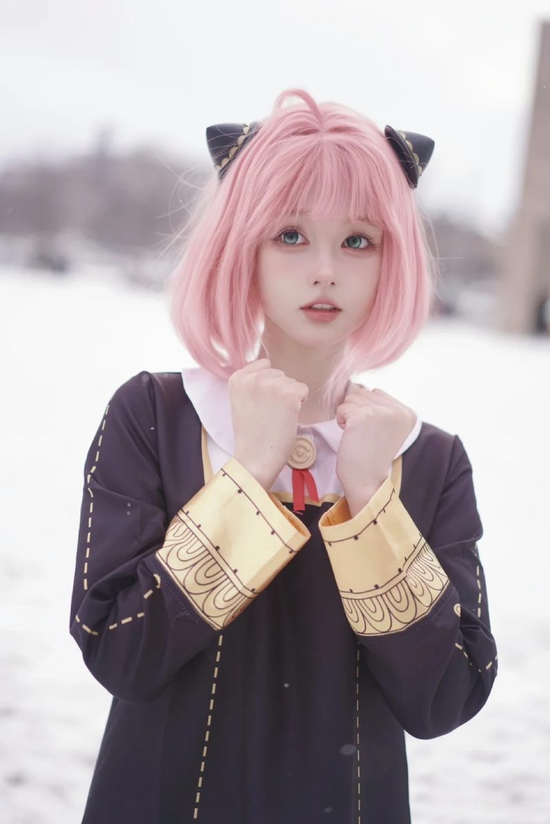 cosplay girl anime anya