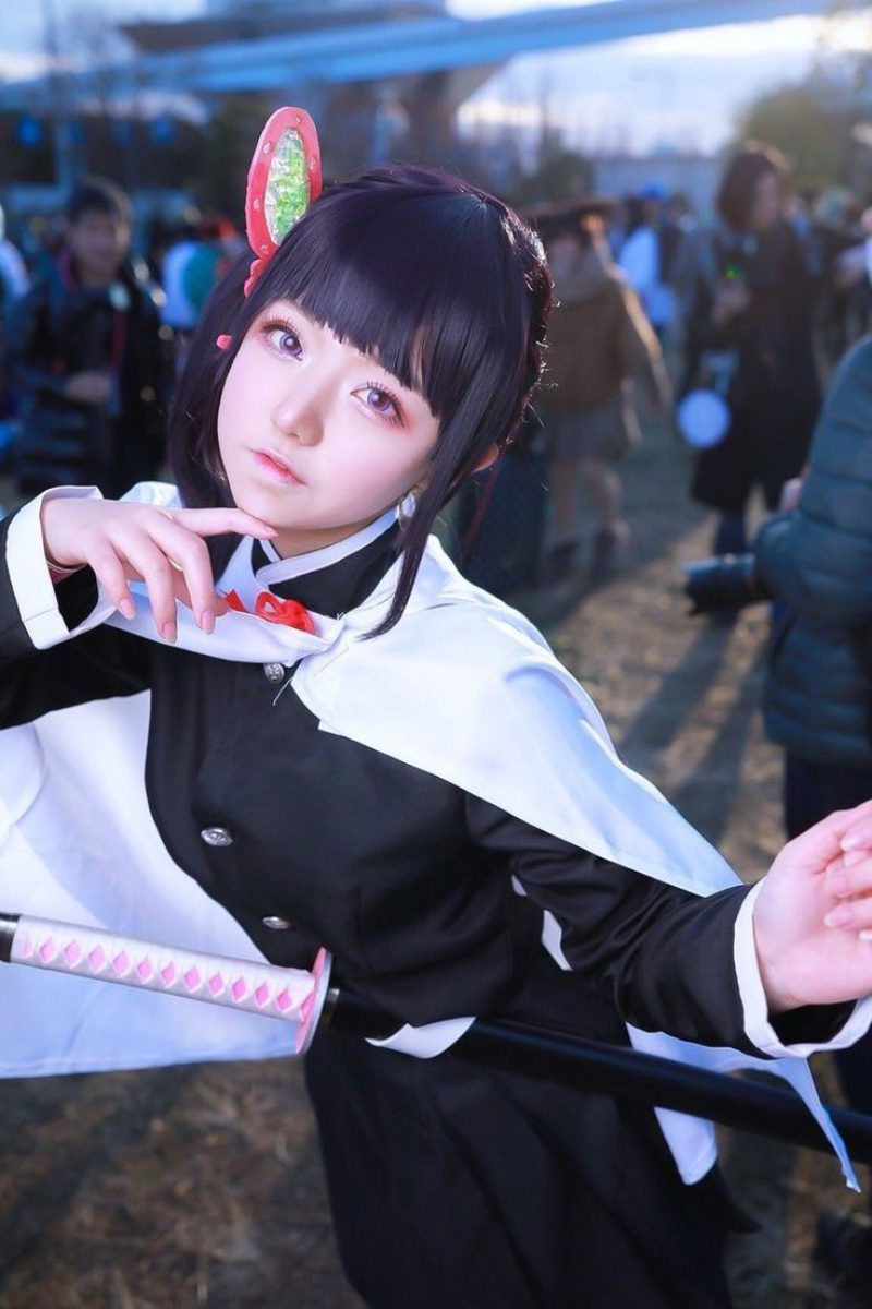 Kanao cosplay từ Kimetsu no Yaiba