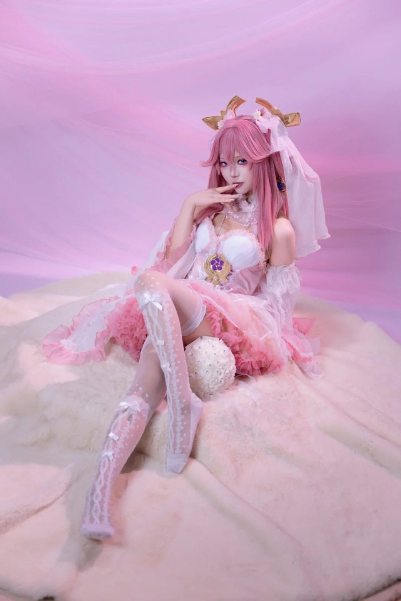 ảnh cosplay yae miko quyến rũ