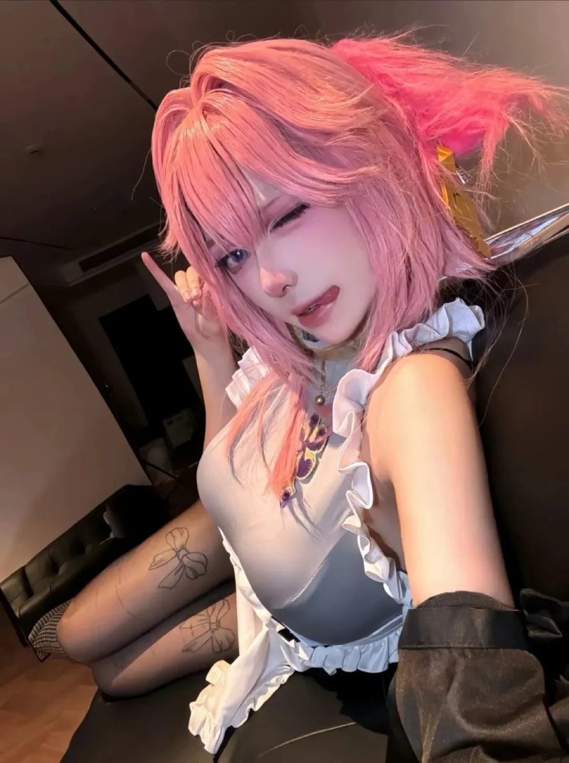 cosplay yae miko phong cách anime