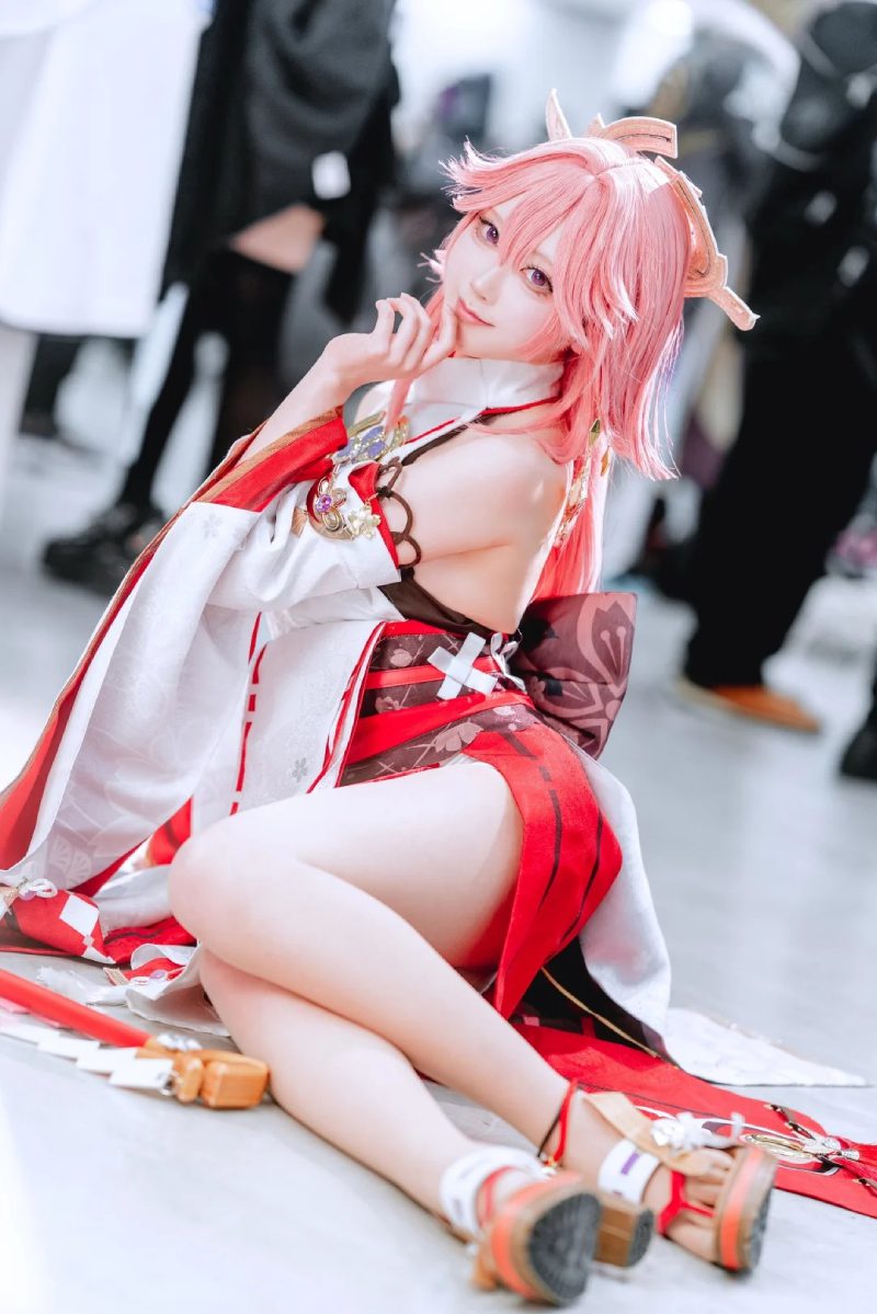 cosplay yae miko genshin sắc nét