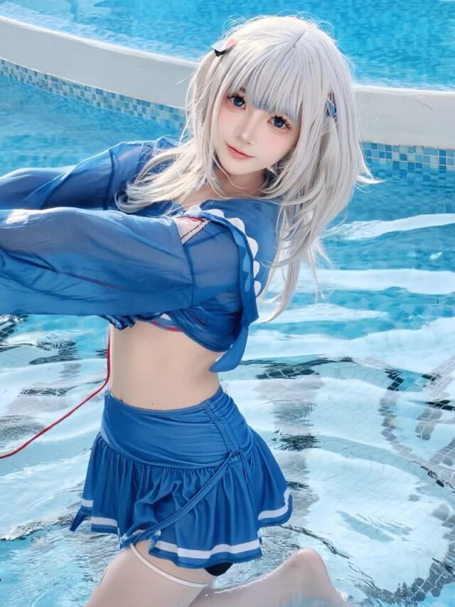 Yaoyaoqwq Gawr Gura cosplay