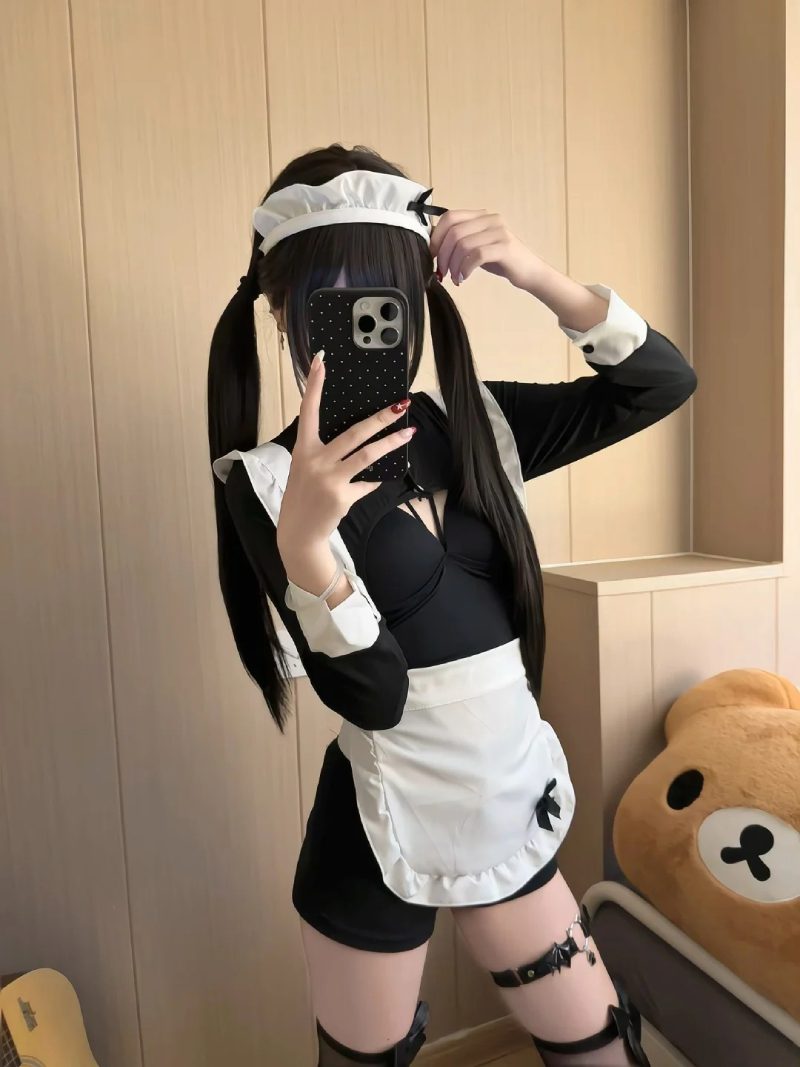 đồ cosplay hầu gái