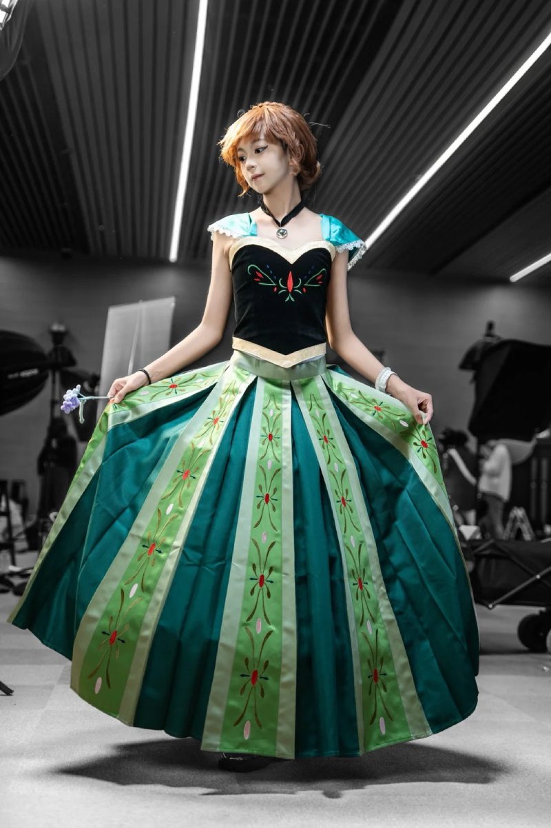 Elsa Anna cosplay chất nhất
