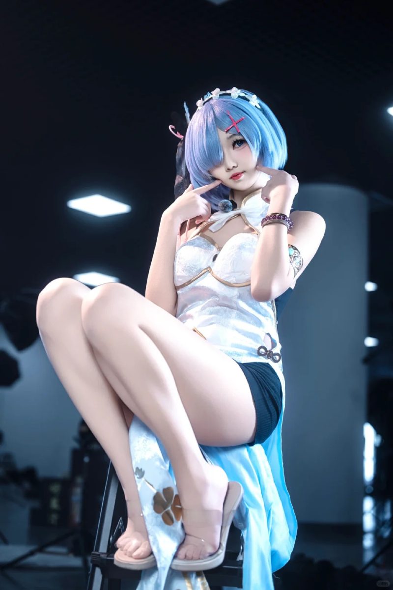 gái xinh mặc đồ cosplay