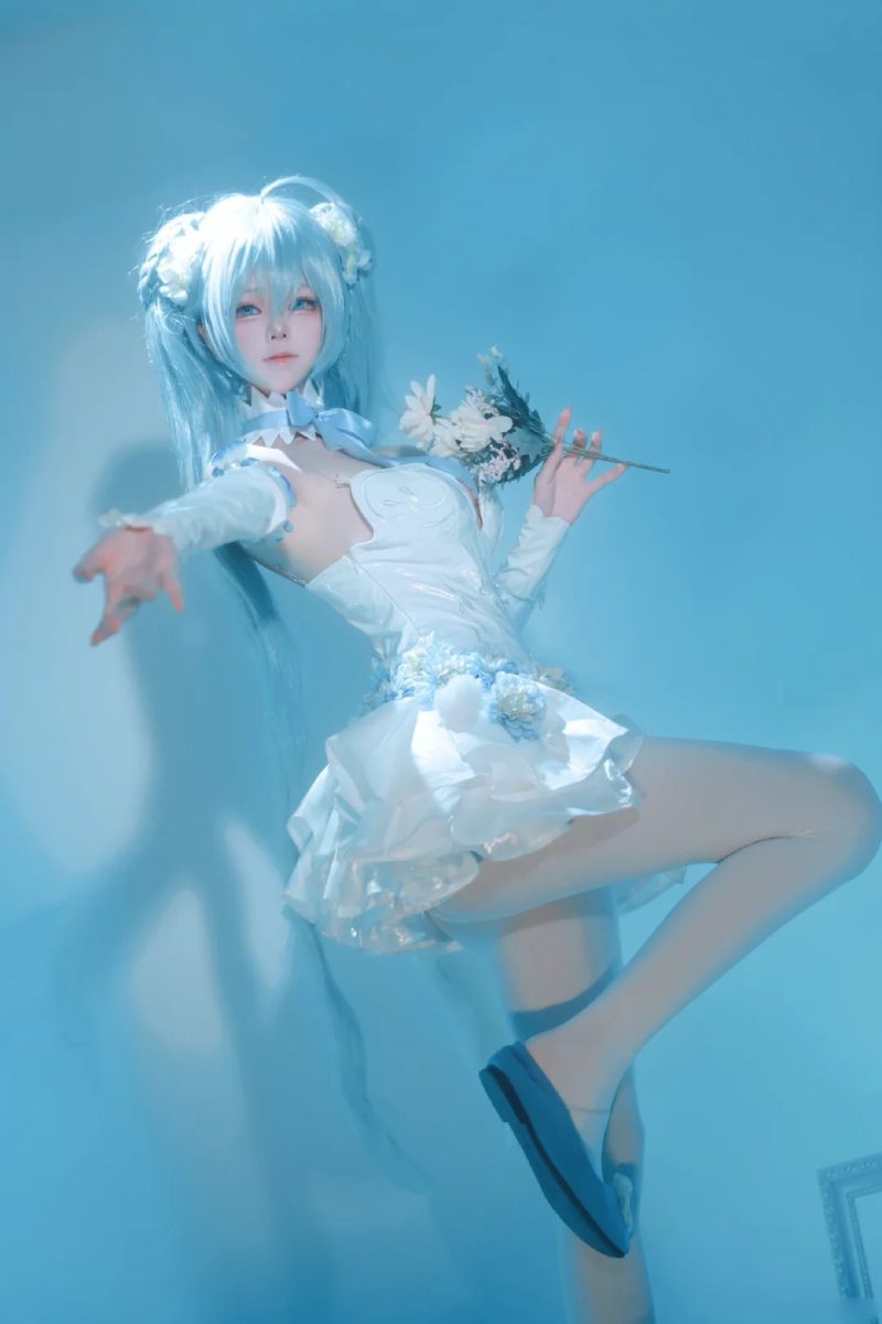 hình ảnh miku nakano cosplay