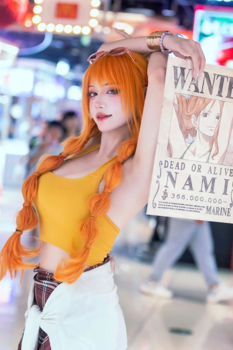 Nami cosplay nhìn là mê