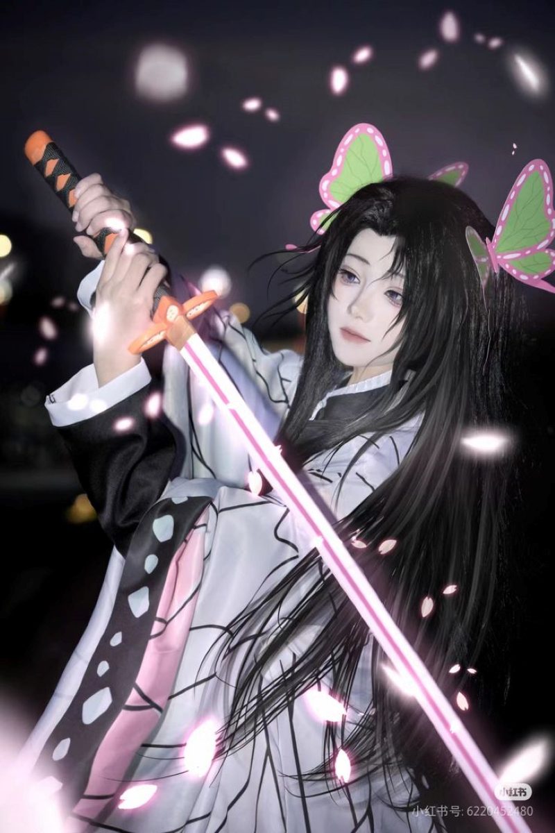 Cosplay Shinobu chuẩn nhân vật 