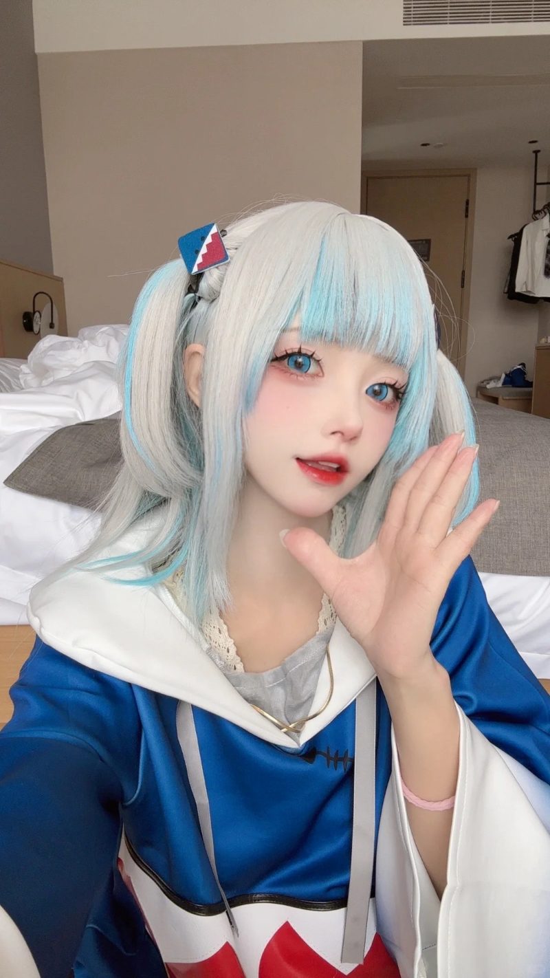 Cosplay Yaoyaoqwq Gawr Gura dễ thương, đáng yêu