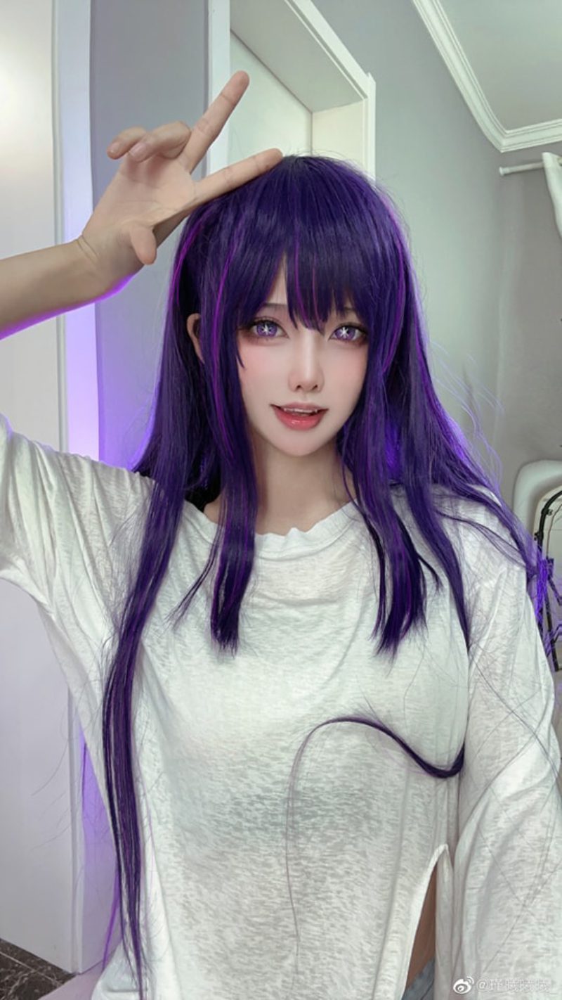 cosplay Ai Hoshino Oshi no Ko anime girl