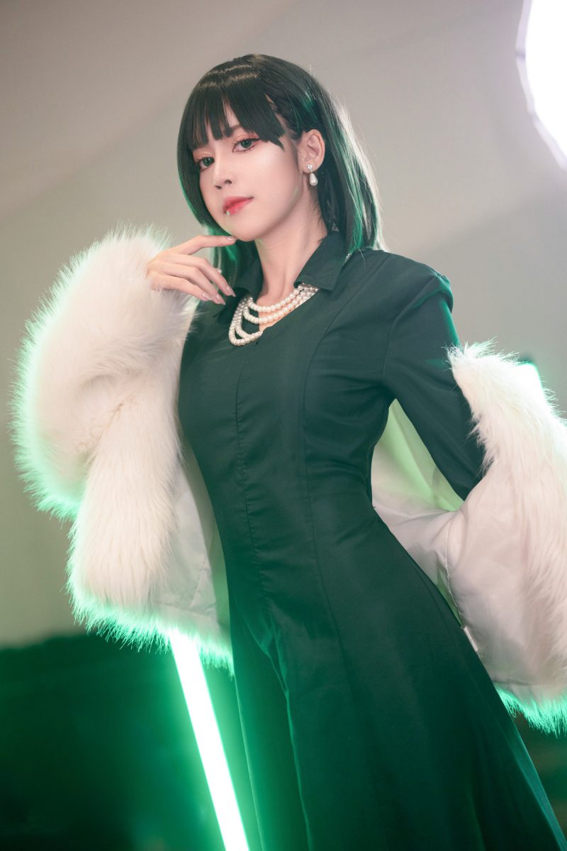 cosplay fubuki đẹp như bước ra từ truyện tranh