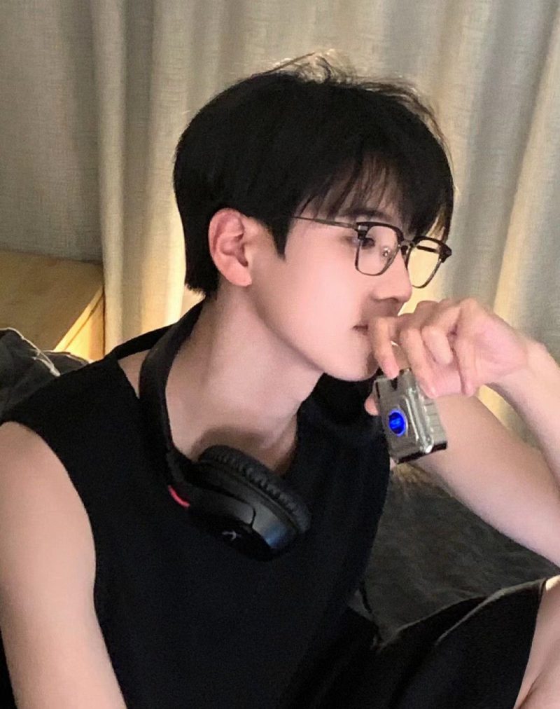 ảnh trai đẹp che mặt việt nam 21