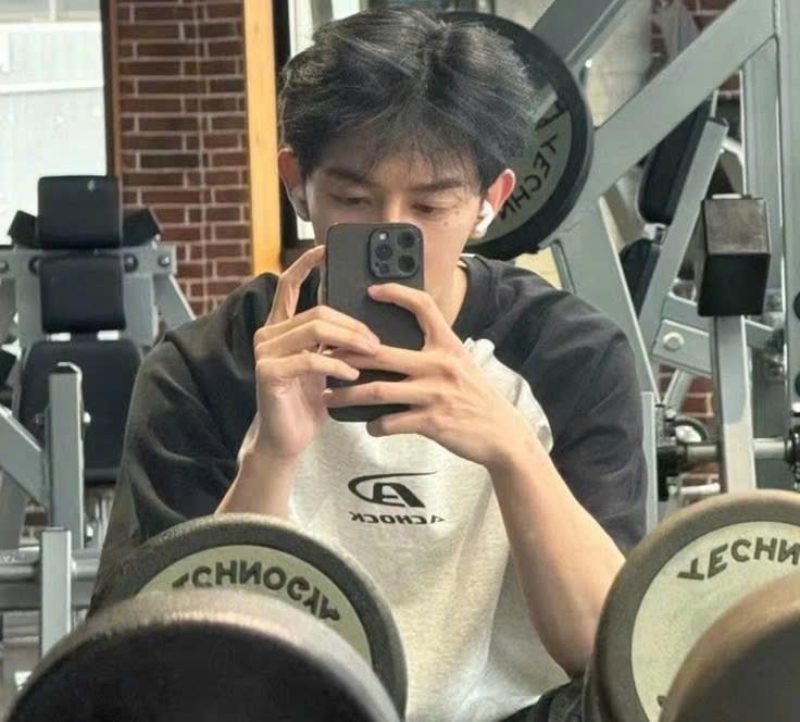 ảnh trai đẹp che mặt việt nam 22