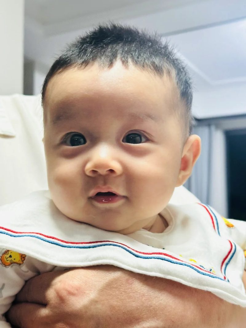 ảnh bé trai đáng yêu 13