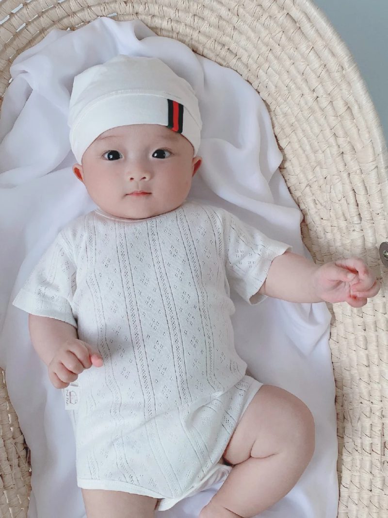 ảnh bé trai đáng yêu 23