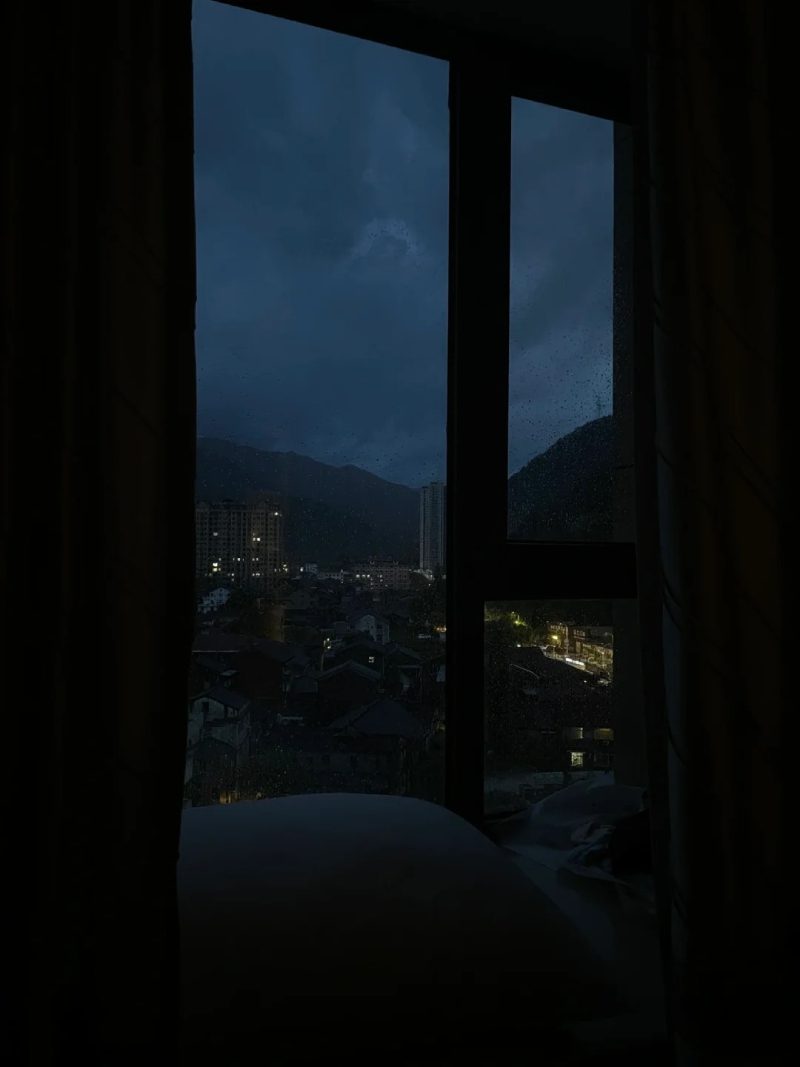 ảnh chill buồn 5