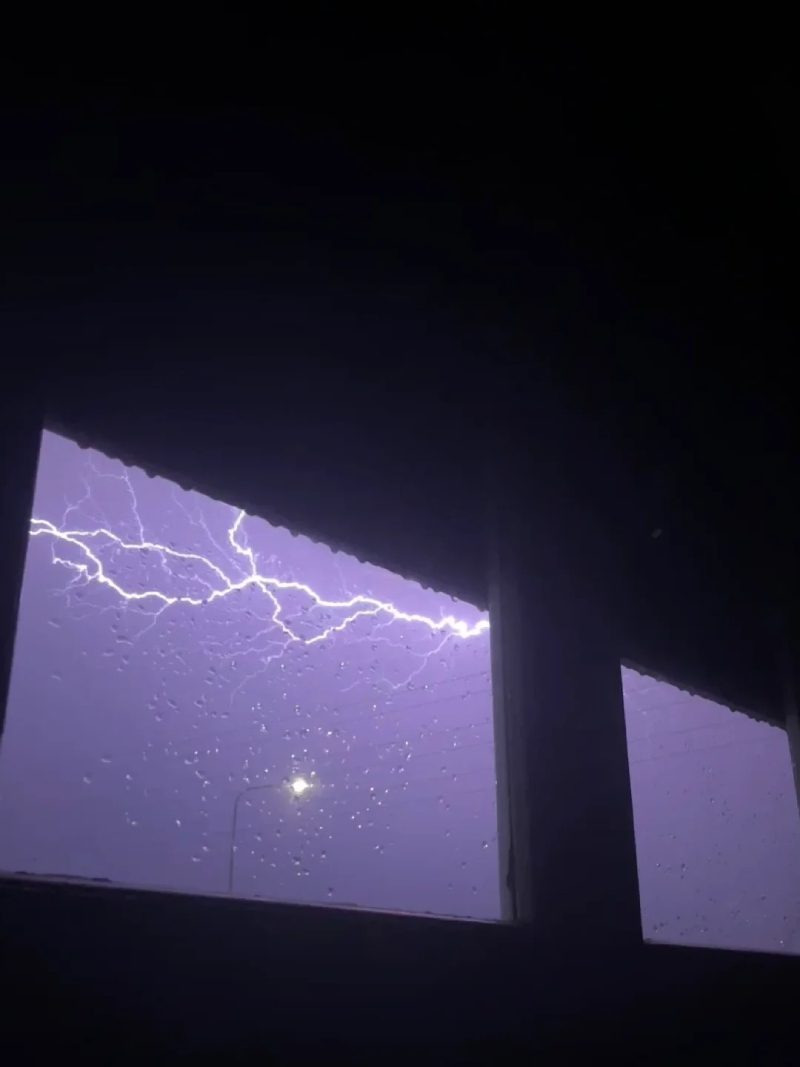 ảnh chill buồn 7