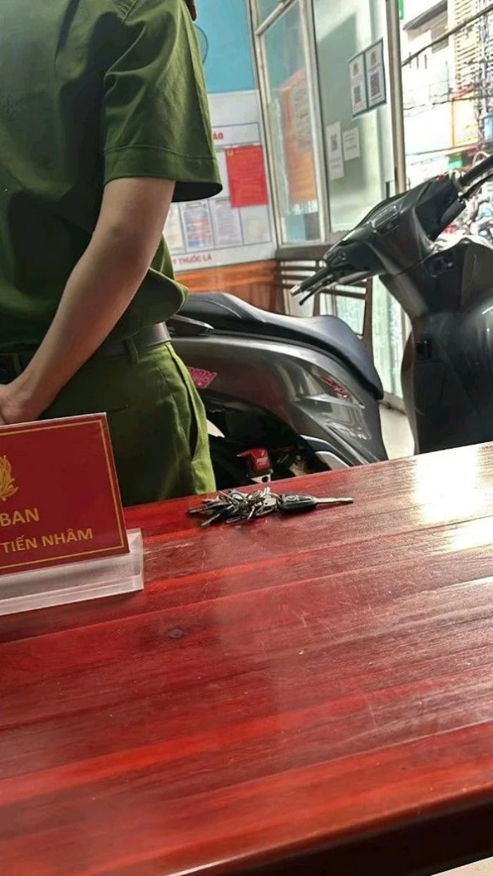 ảnh công an bắt xe 27