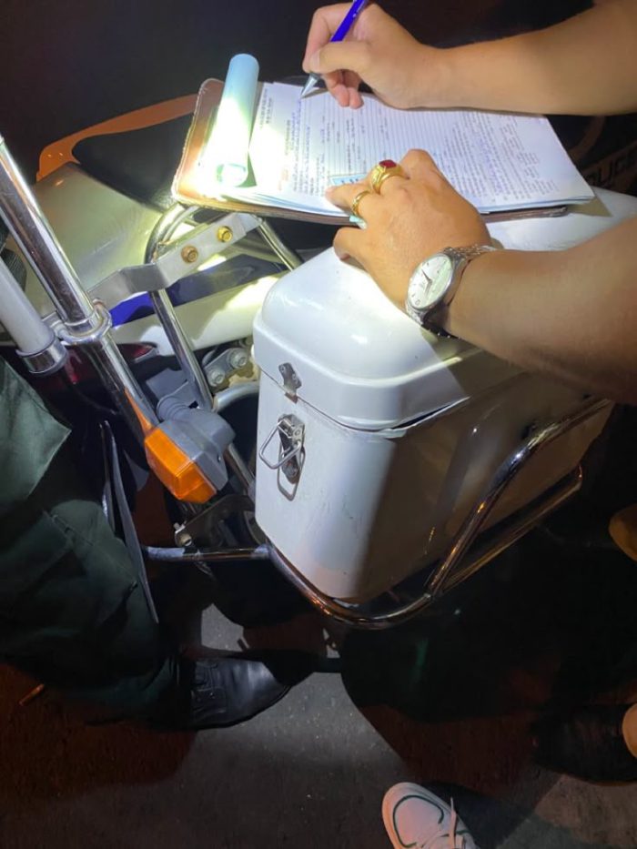 ảnh công an bắt xe 5