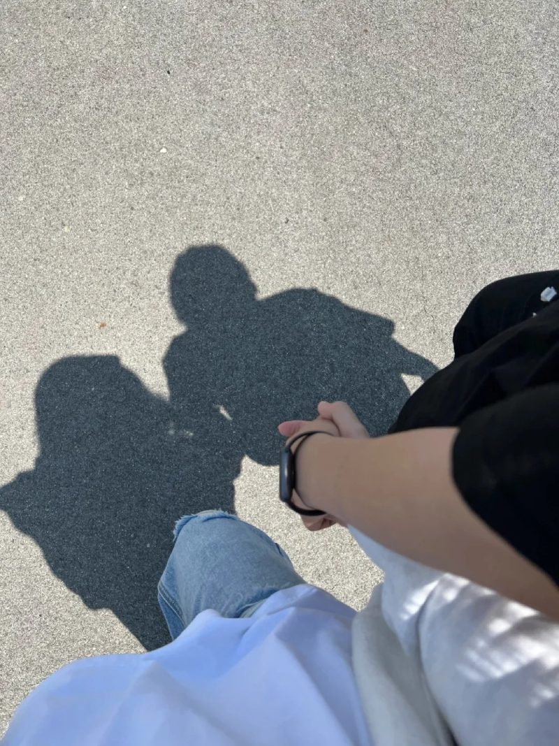 ảnh nắm tay người yêu 14