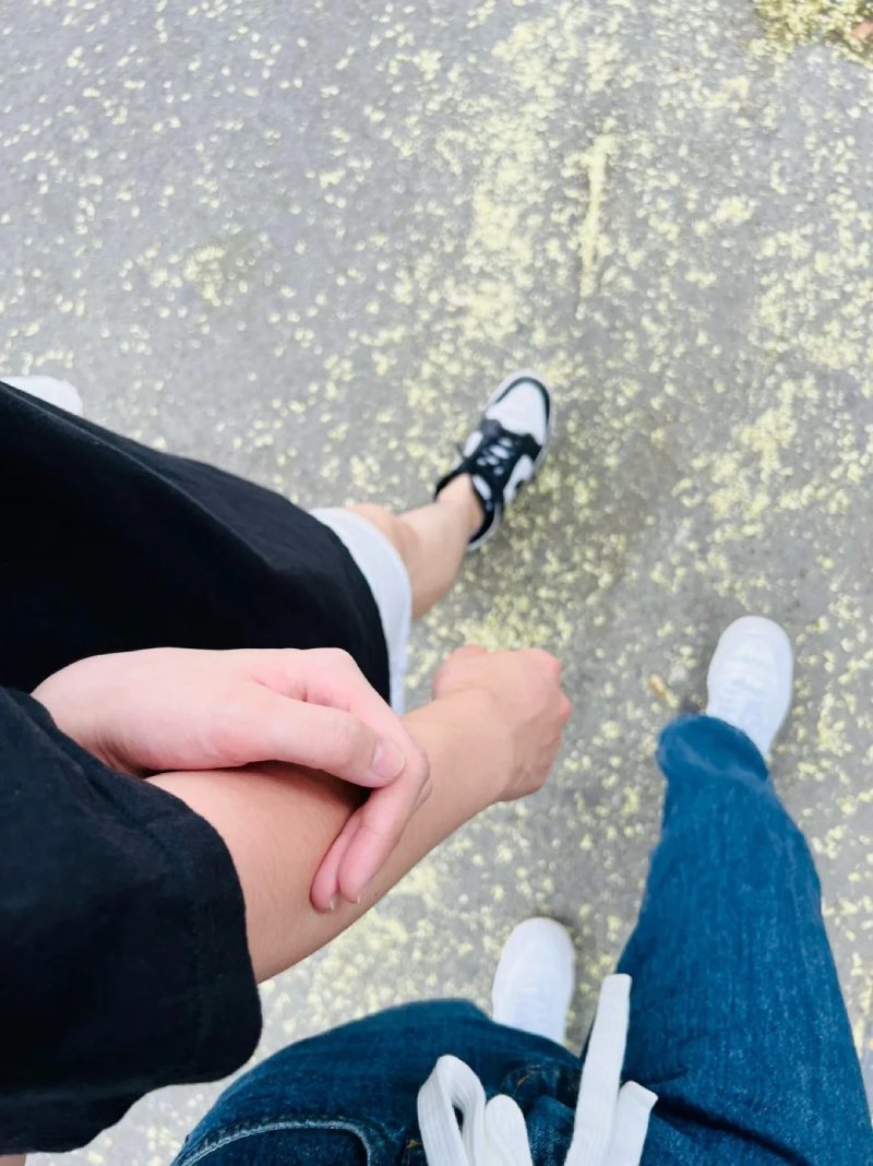 ảnh nắm tay người yêu 15 