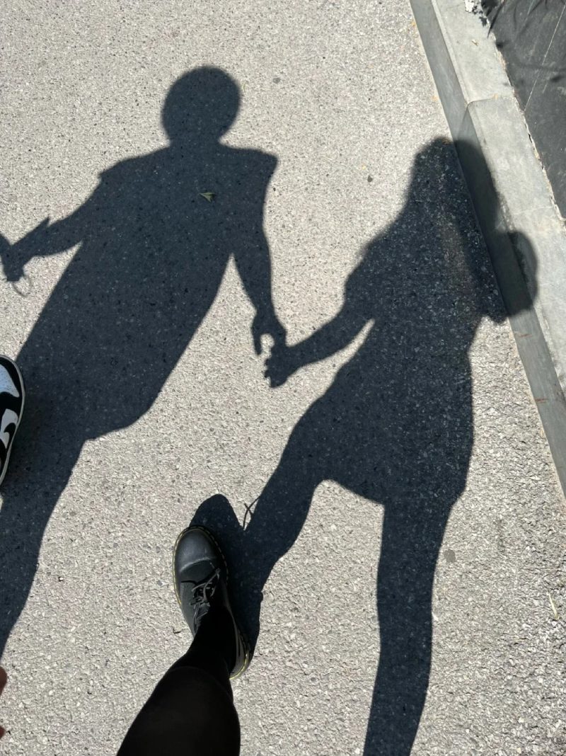 ảnh nắm tay người yêu 22