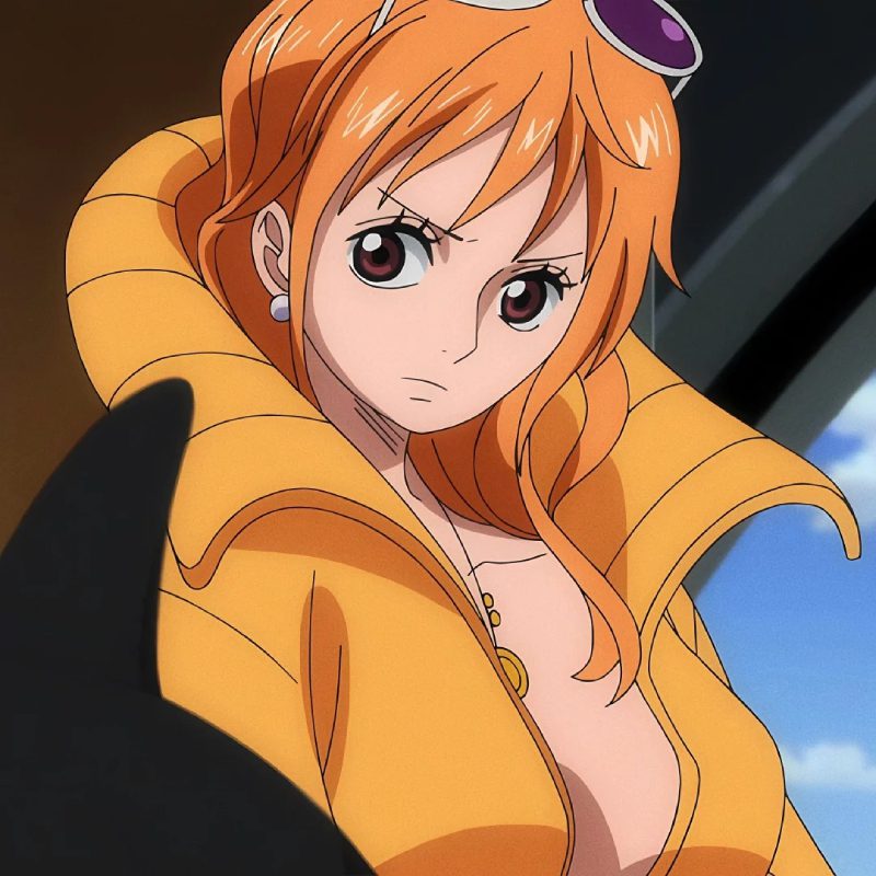 nami tóc cam gợi cảm trong nắng