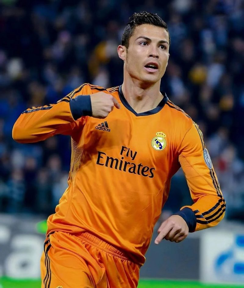 ảnh ronaldo ngầu 3