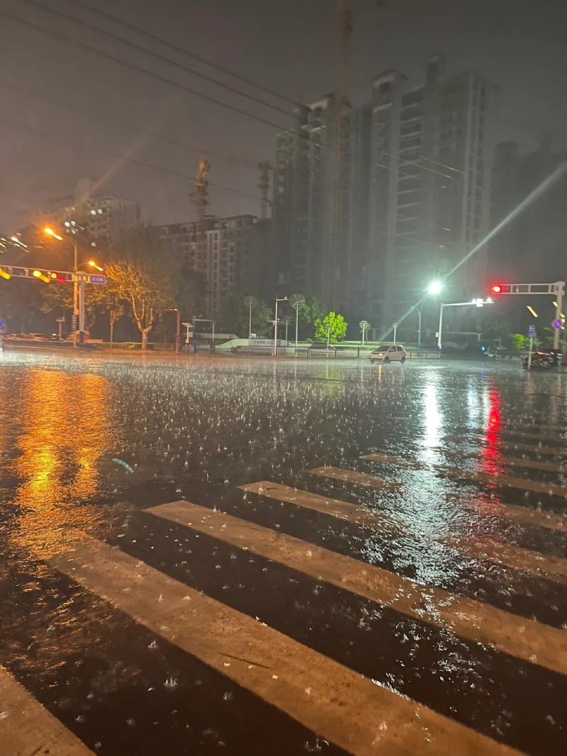 ảnh thành phố về đêm​ 10