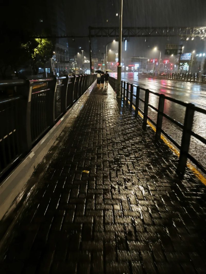 ảnh thành phố về đêm​ 27