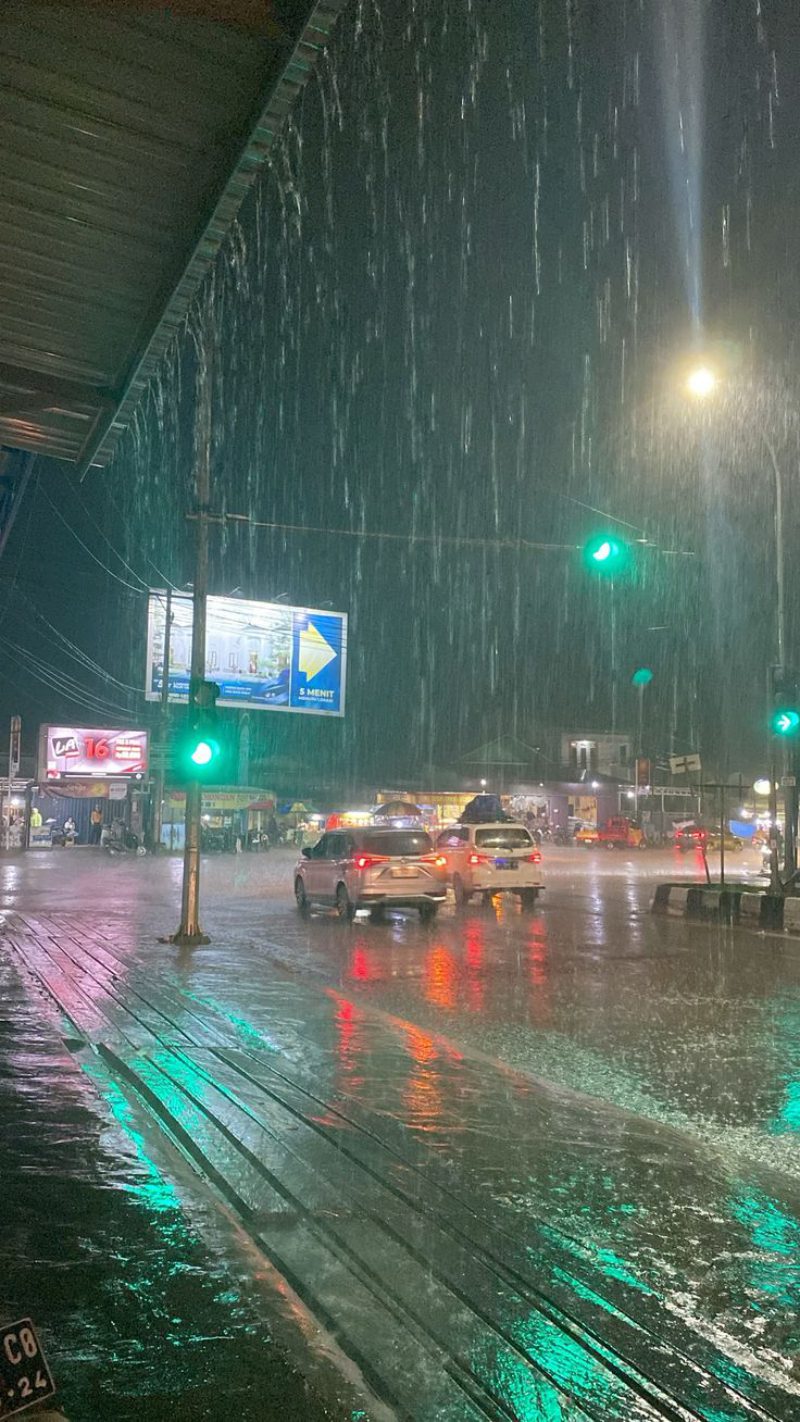 ảnh thành phố về đêm​ 7