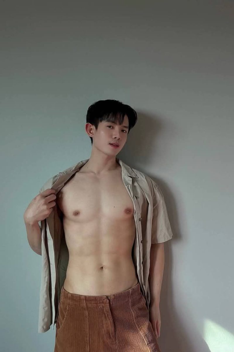 ảnh trai 6 múi 10