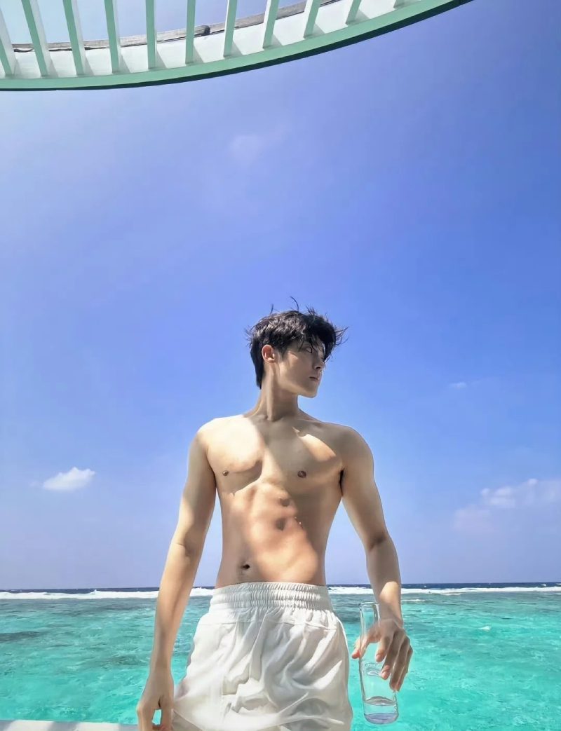 ảnh trai 6 múi 33