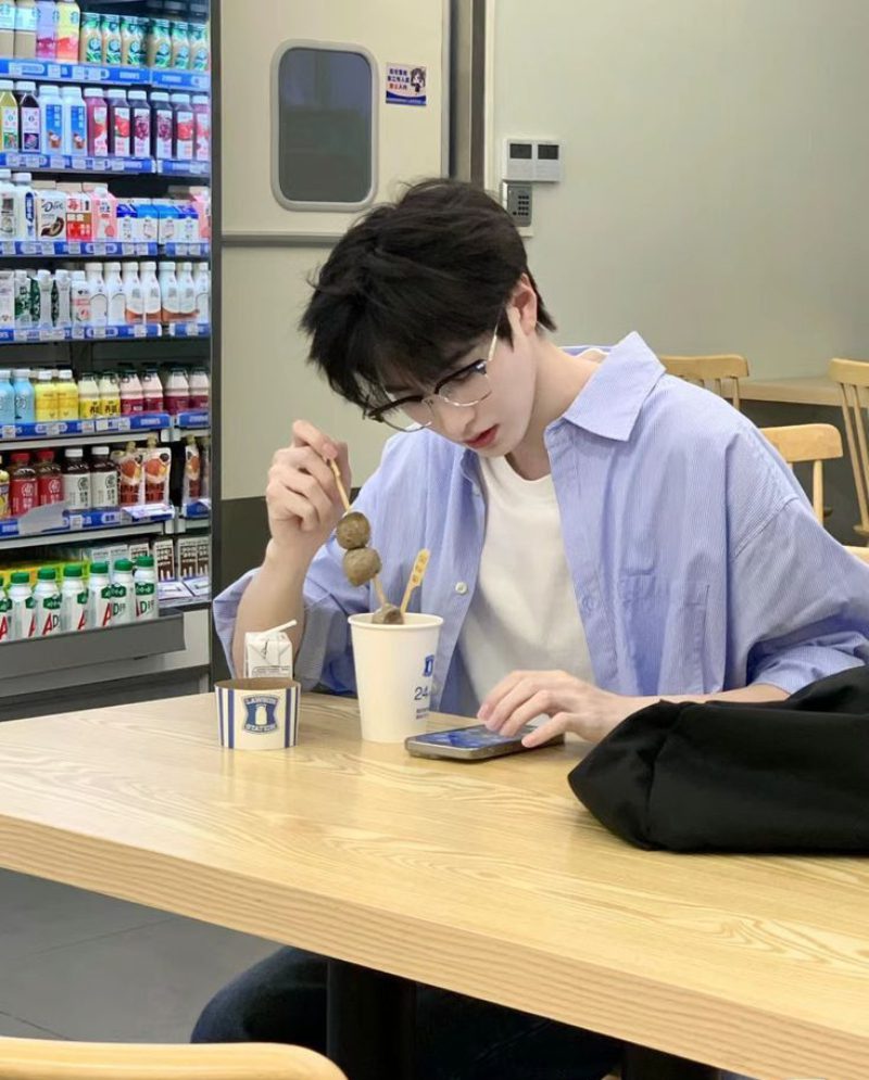 ảnh trai đẹp trung quốc che mặt 13