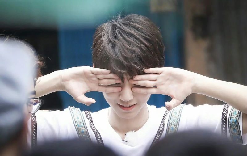 ảnh trai đẹp trung quốc che mặt 31