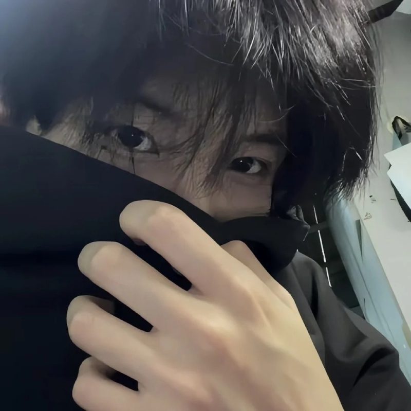 ảnh trai đẹp trung quốc che mặt 35