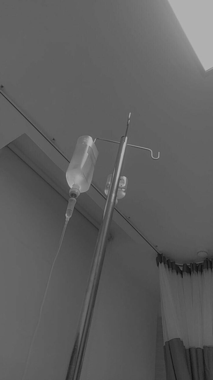 ảnh truyền nước ở tay nữ 15