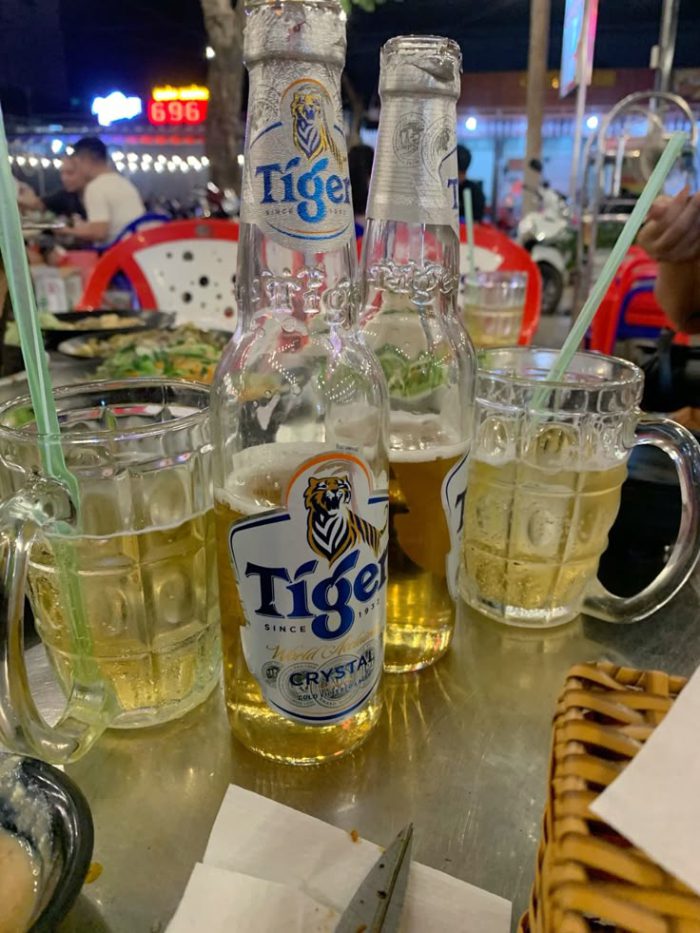 ảnh uống bia​ 3