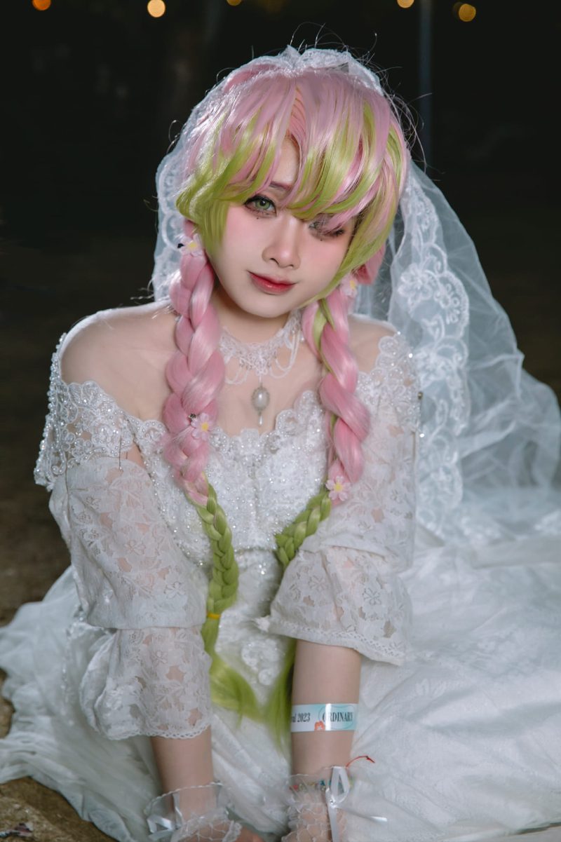 ảnh gái xinh cosplay Mitsuri dễ thương