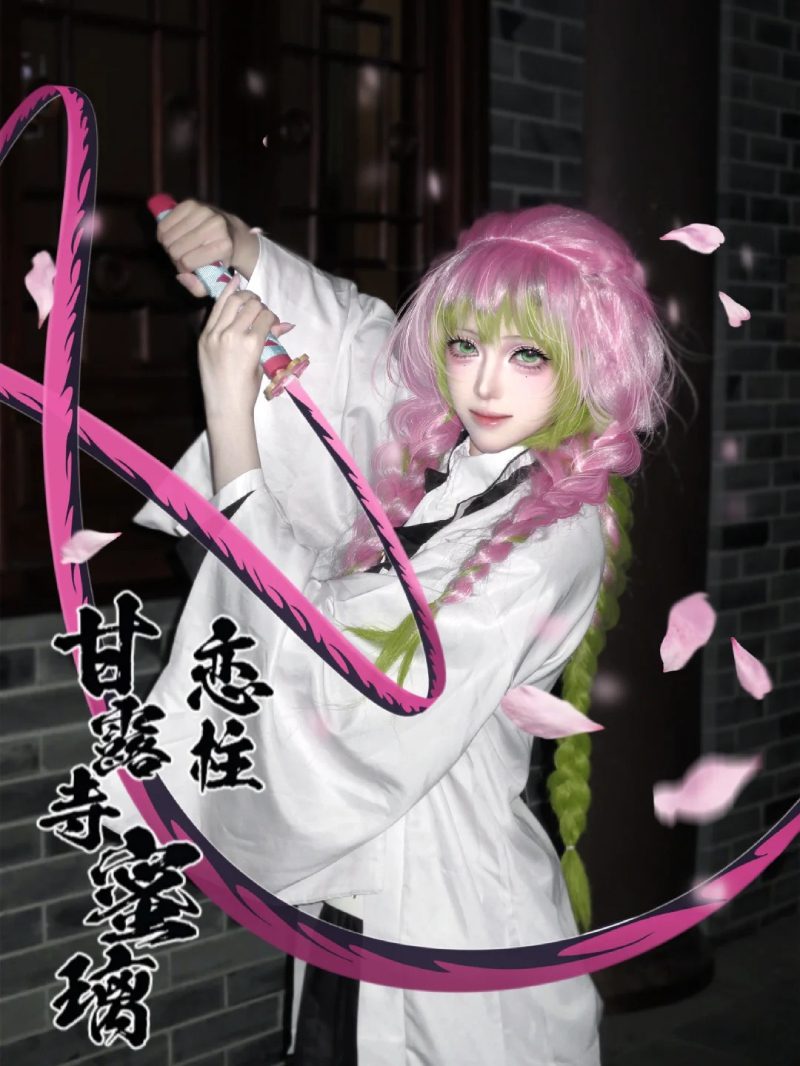 hóa trang thành nhân vật demon slayer